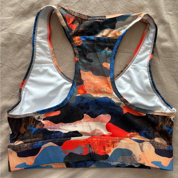Fabletics Multicolor Camouflage Sports Bra - Picture 2 of 3
